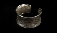 Bulrush-Silver-Bangle-Gallery-2